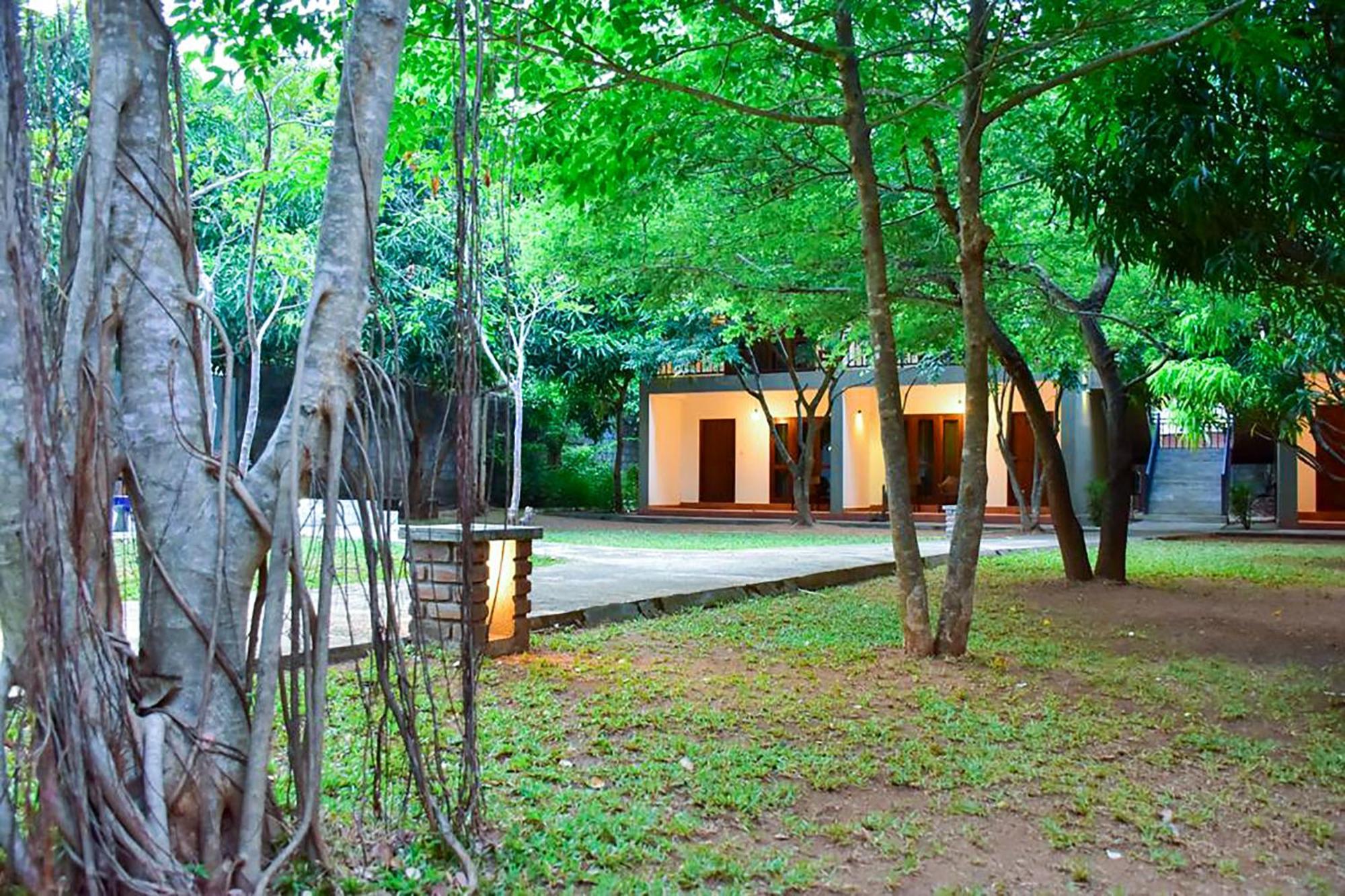Tropicara Resort Sigirija Zewnętrze zdjęcie