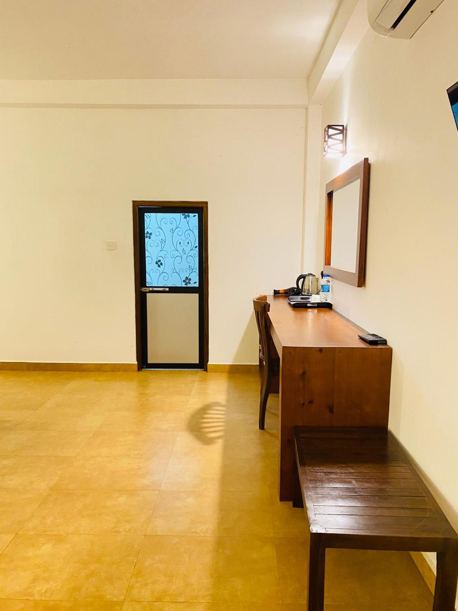 Tropicara Resort Sigirija Zewnętrze zdjęcie